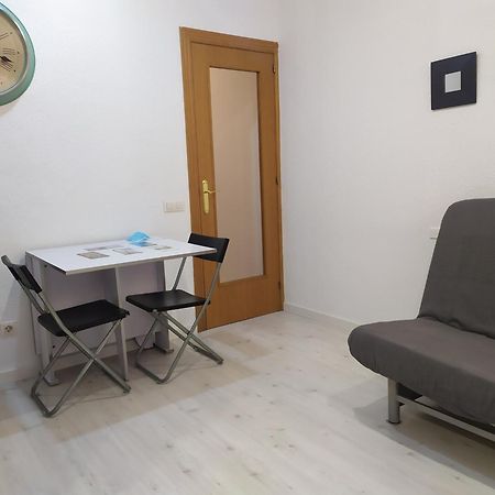 Bcn 324 Apartment Barcelona Bagian luar foto