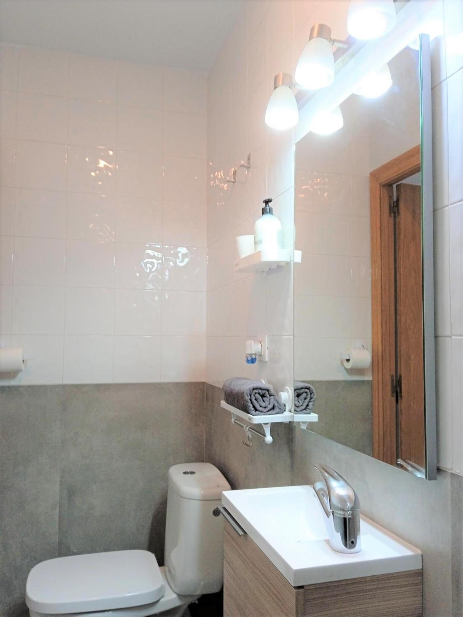 Bcn 324 Apartment Barcelona Bagian luar foto